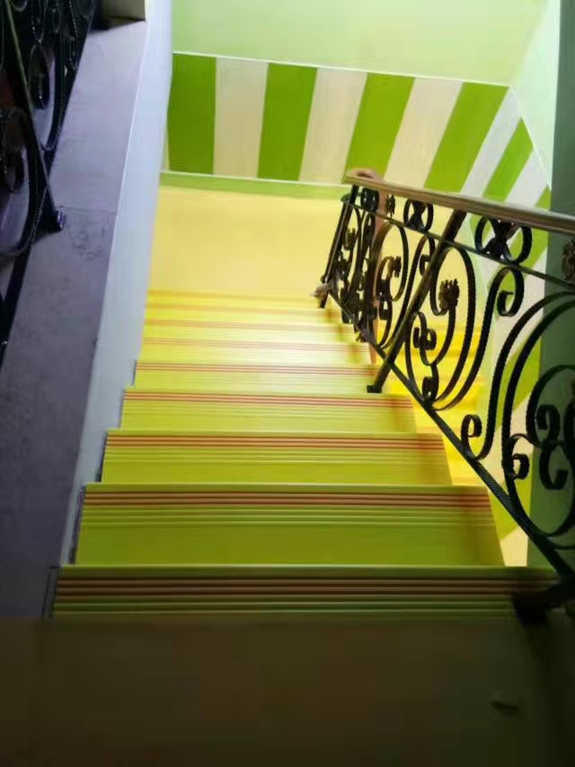 2017-11-13-1510552219204025.jpg 楼梯踏步工程案例 (7).jpg