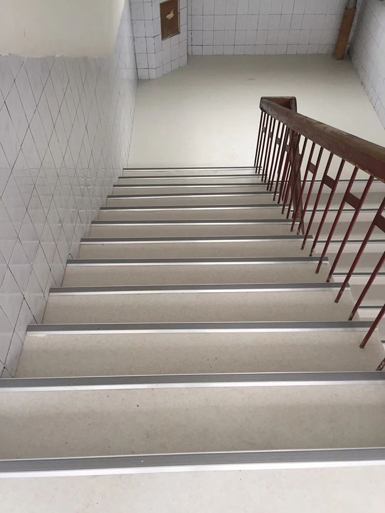 楼梯踏步工程案例 (8).jpg