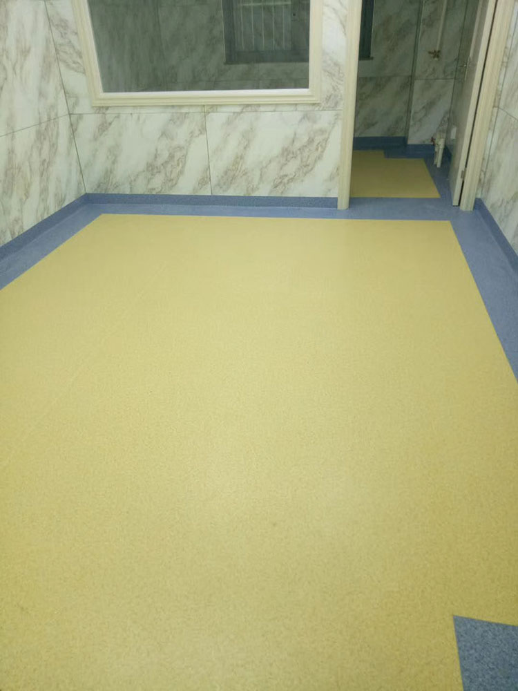 塑胶地板卷材工程案例 (3).jpg