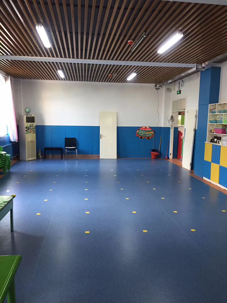 塑胶地板卷材工程案例 (6).jpg