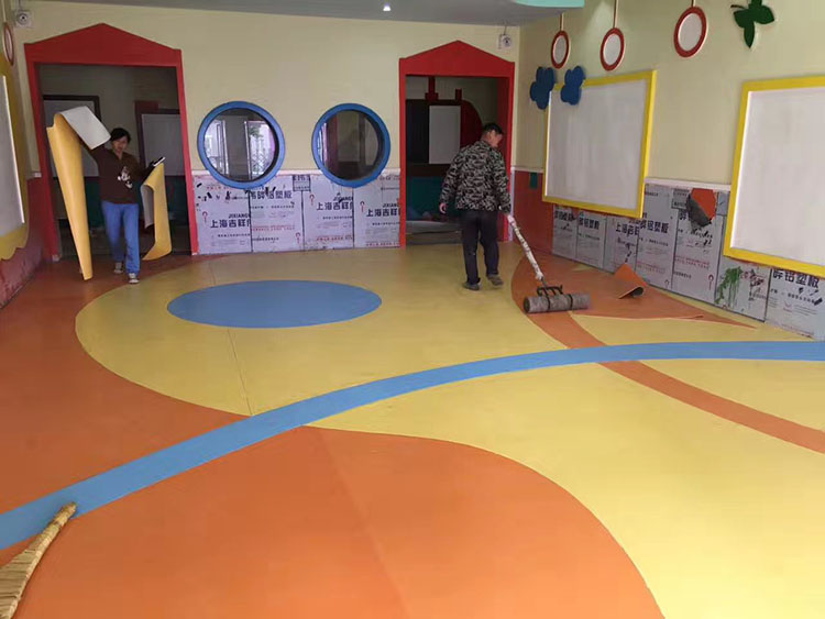 2017-11-13-1510555936488191.jpg 塑胶地板卷材工程案例 (46).jpg