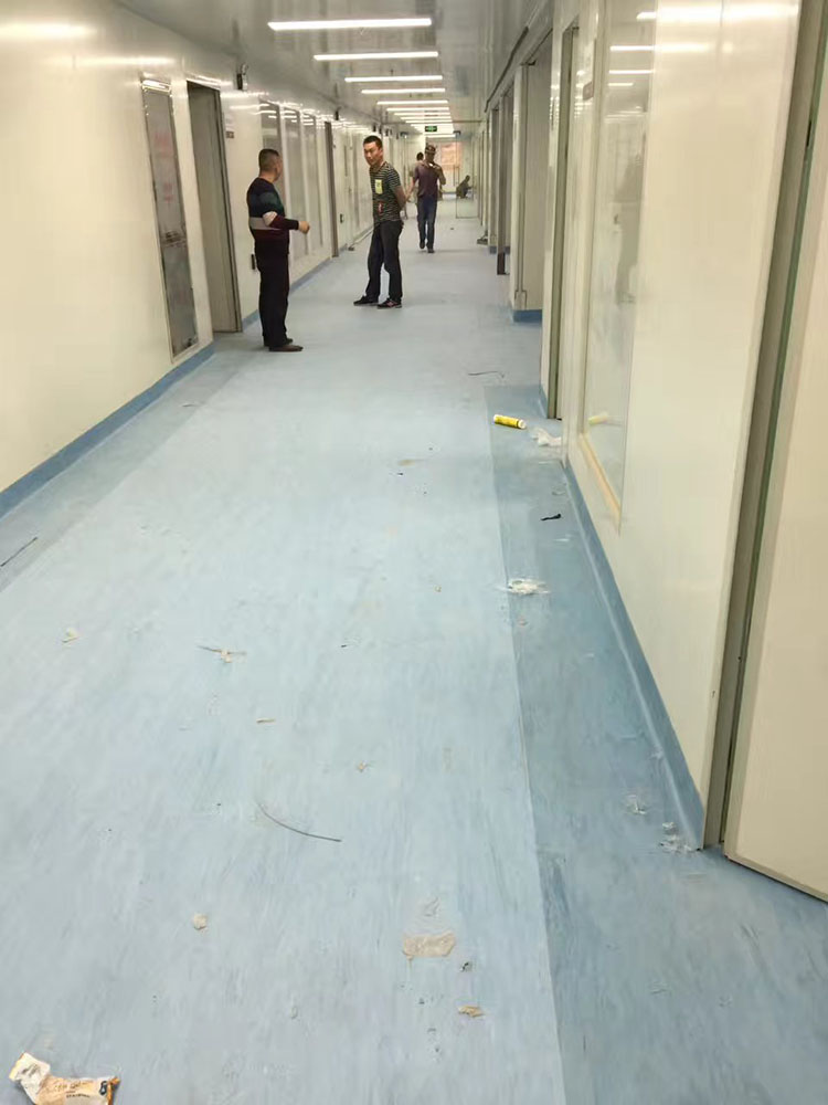 2017-11-13-1510556727241477.jpg 同质透心地板工程案例 (7).jpg