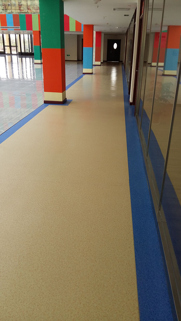 2017-11-13-1510558100899122.jpg 养老院工程案例 (1).jpg