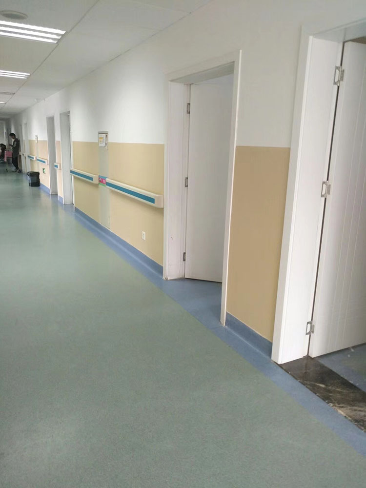 2017-11-13-1510559063760264.jpg 医院工程案例 (1).jpg