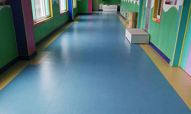 幼儿园专用塑胶塑胶地板案例