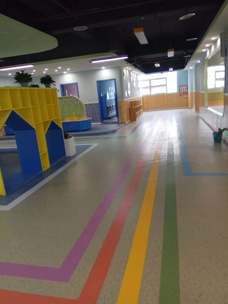 幼儿园专用塑胶塑胶地板案例 (9).jpg