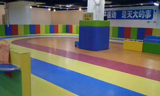 幼儿园专用塑胶塑胶地板案例