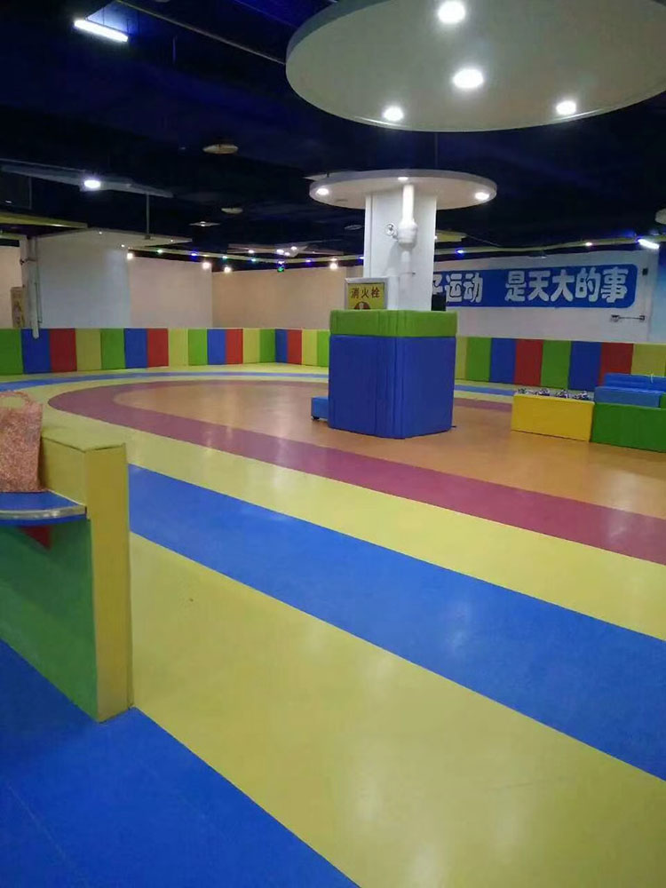 2017-11-13-1510561883608977.jpg 幼儿园专用塑胶塑胶地板案例 (12).jpg