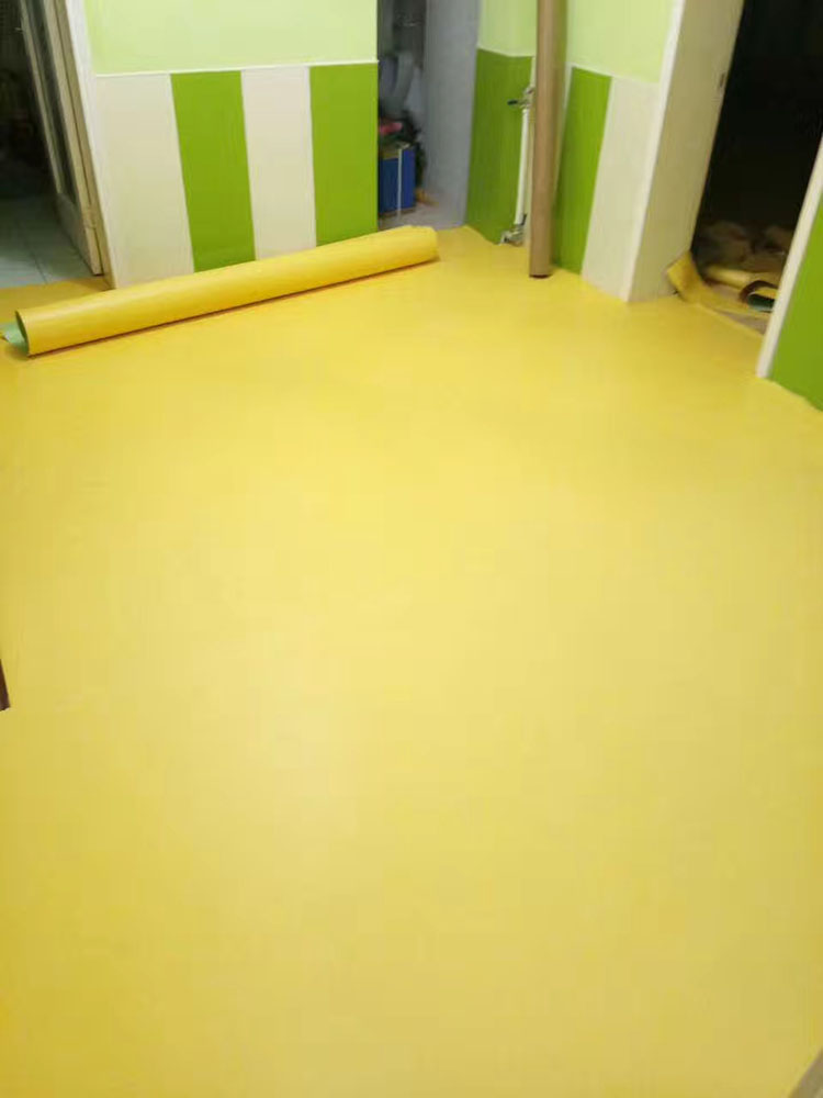 幼儿园专用塑胶塑胶地板案例 (24).jpg