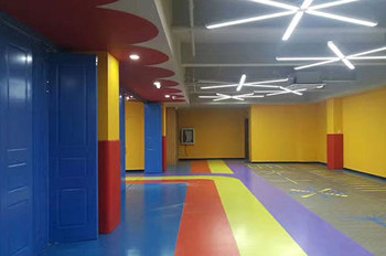 临沂同质透心地板浅谈幼儿园地板为什么要定制